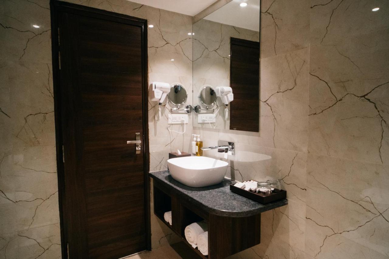 Playotel Premier Vijay Nagar Индаур Экстерьер фото