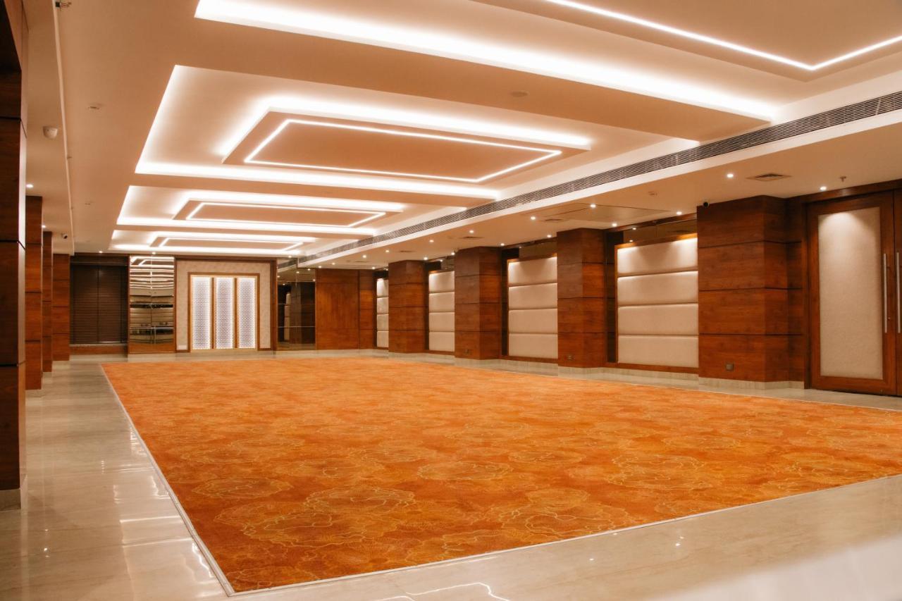 Playotel Premier Vijay Nagar Индаур Экстерьер фото